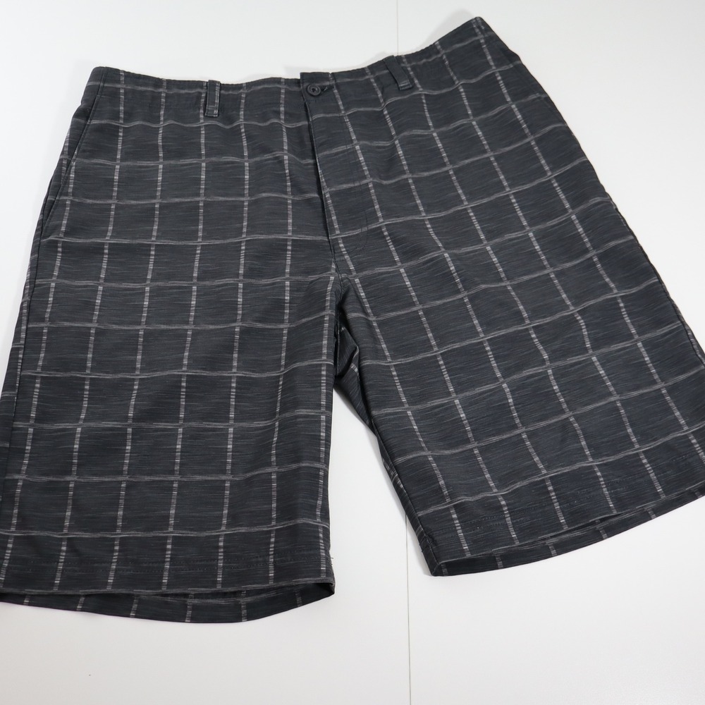 Ben Hogan Mens Performance Golf Shorts Gray Black Plaid Size 34 Flat Front